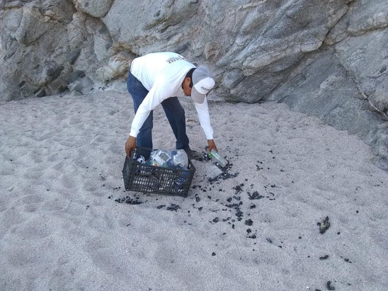 Recolectan hasta 5 toneladas de basura en reapertura de playas