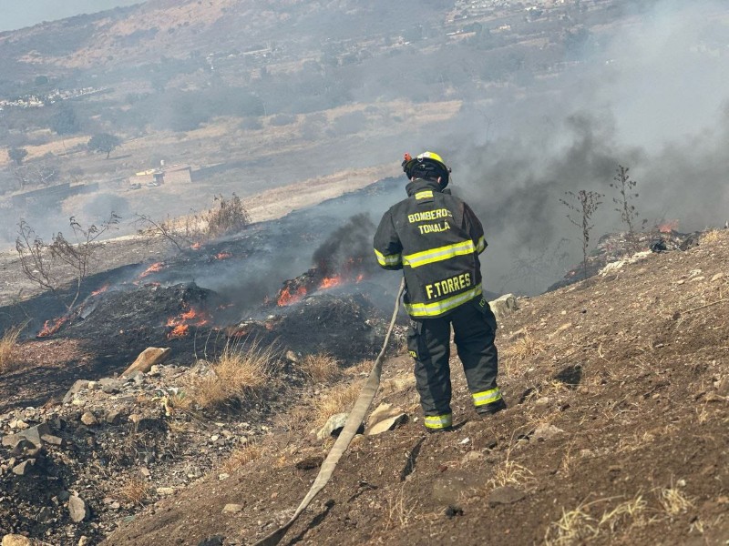 Reportan incendio en basurero de Los Laureles