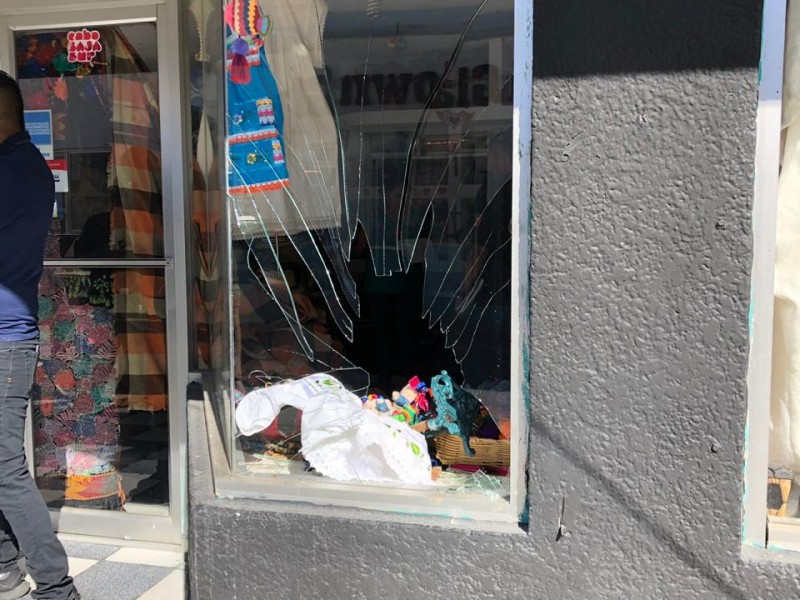 Reportan vandalismo en comercios del centro de SJC