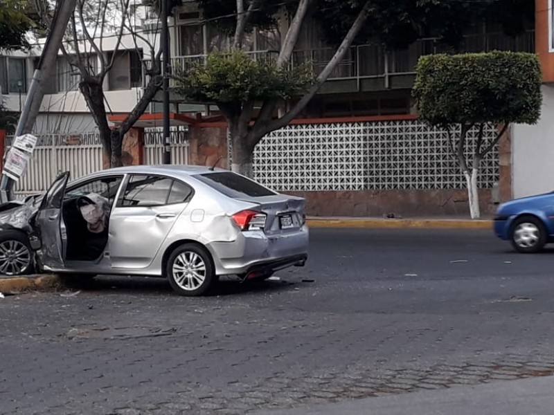 Se registra accidente en avenida José Garci Crespo
