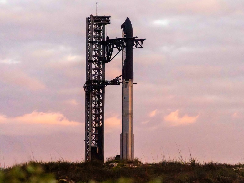 SpaceX logra prueba del Starship, pero pierde la etapa superior