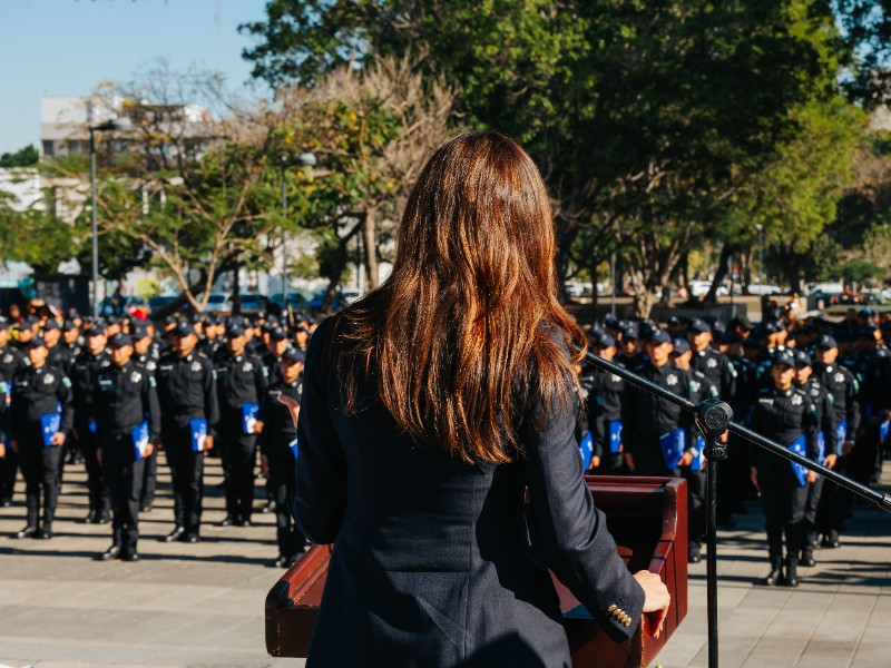 Suma Guadalajara 190 policías municipales a sus filas