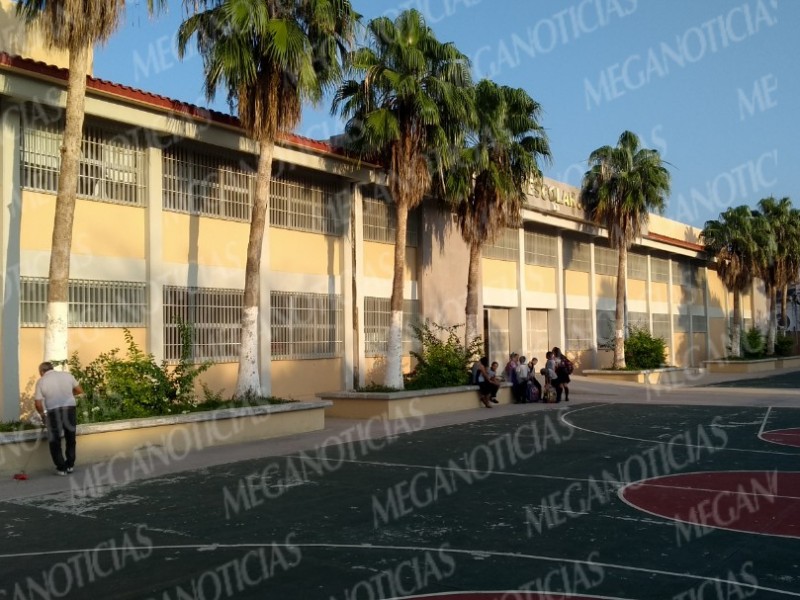 Suspenden el suministro eléctrico del centro escolar Juchitán