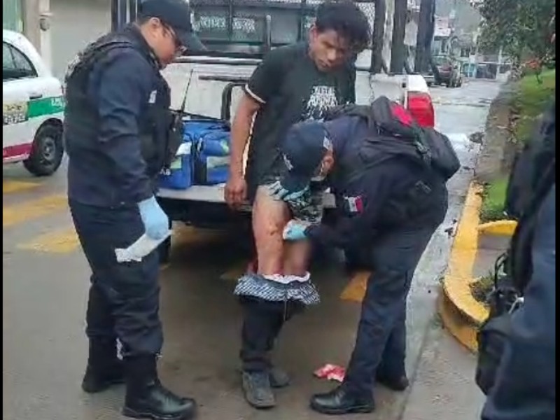 Taxistas capturan a ladrón en Xalapa