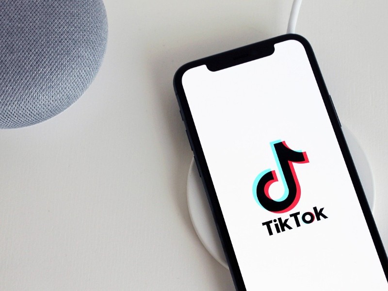 TikTok vuelve a App Store y Google Play en EU