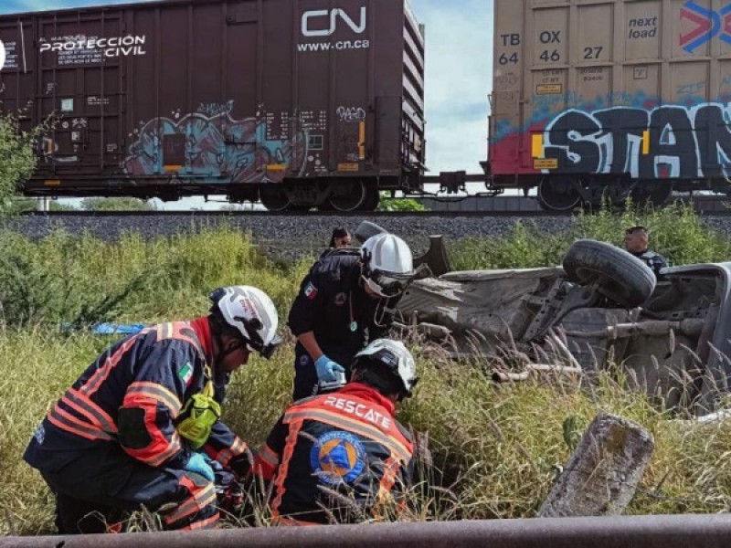 Trenado en Amazcala deja 2 heridos y 5 muertos