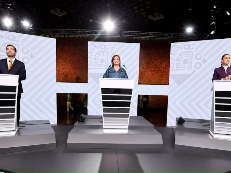 Tuxpeños reaccionan a tercer debate presidencial