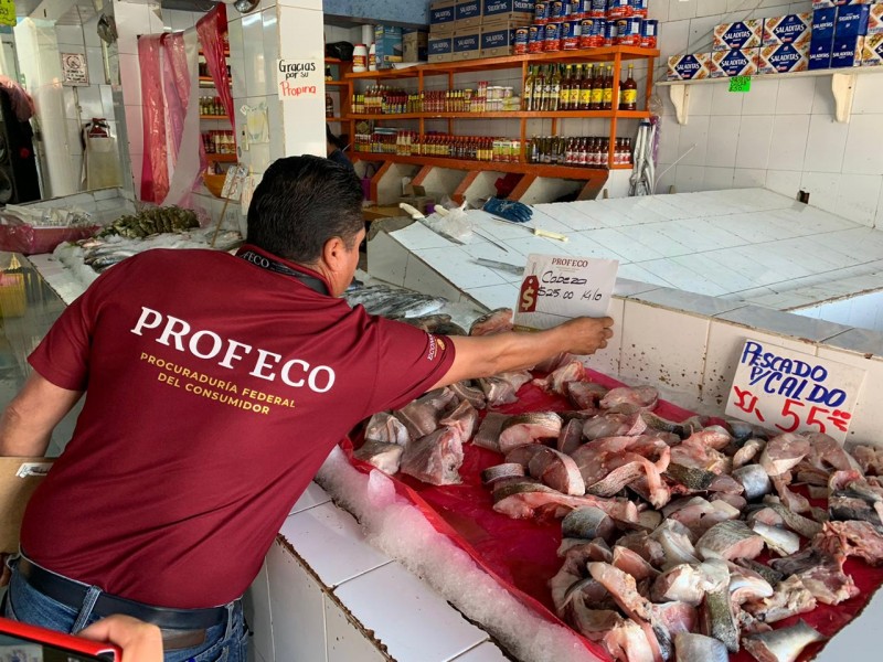 Vigilan precios de pescados y mariscos en San Luis Mextepec | MEGANOTICIAS