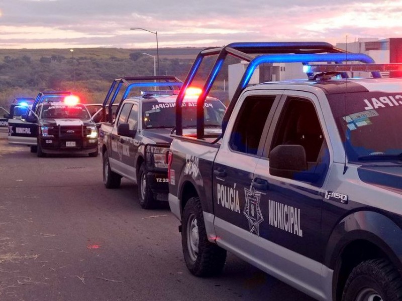 Vinculan a seis policías de Tlajomulco por abuso de autoridad