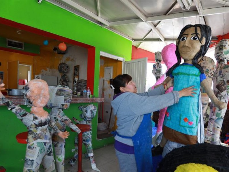 Yalitza Aparicio inspira una piñata